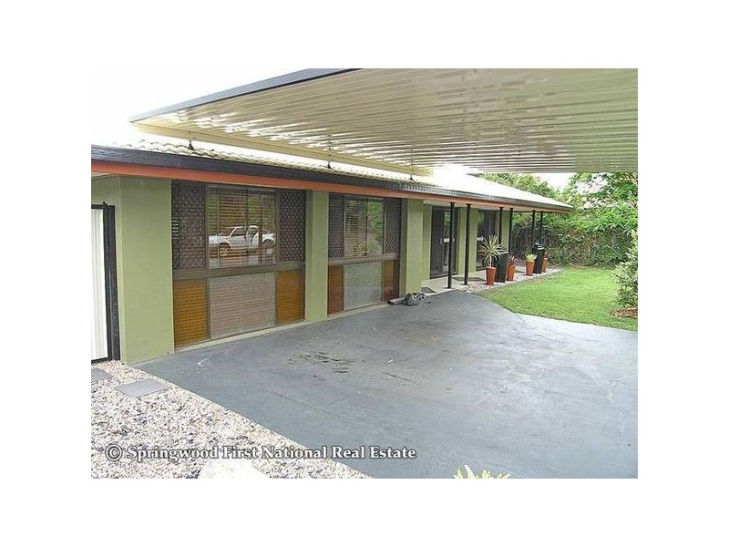 10 Merchant Court, Springwood QLD 4127