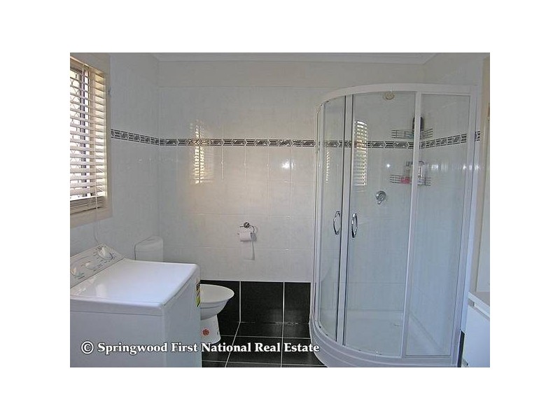 44 Veronica Avenue, Daisy Hill QLD 4127