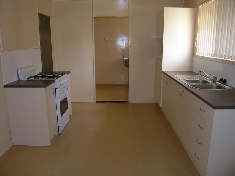 4 Burrigan Street, Woodridge QLD 4114