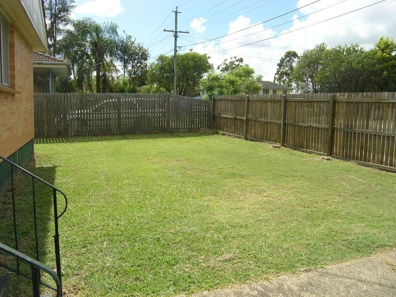 4 Burrigan Street, Woodridge QLD 4114