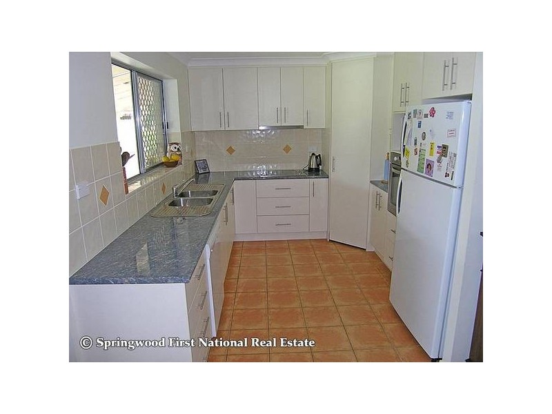 20 Hibbertia Court, Springwood QLD 4127