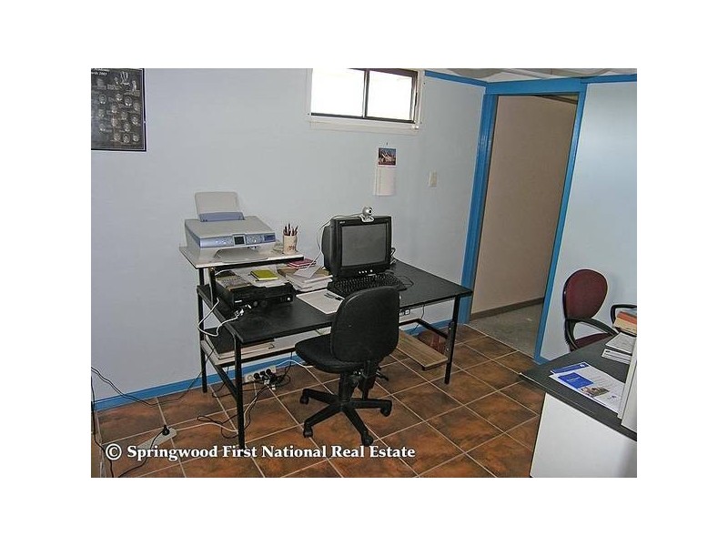 60 Duke Street, Kingston QLD 4114