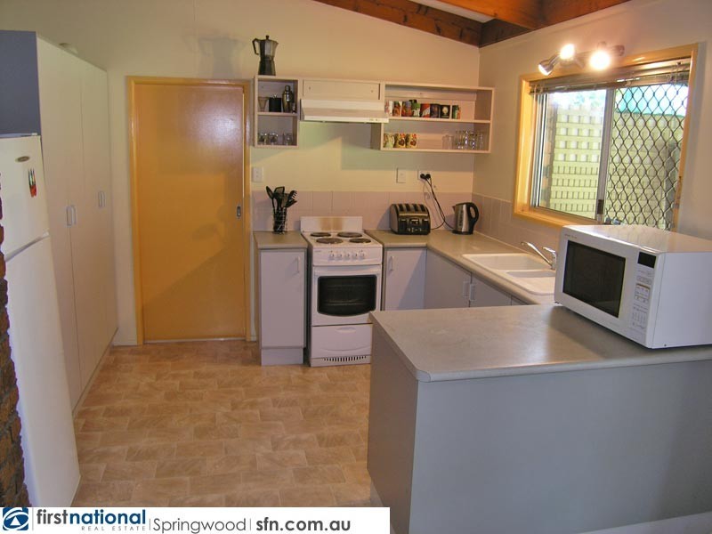 23 Knightsbridge Crescent, Rochedale South QLD 4123