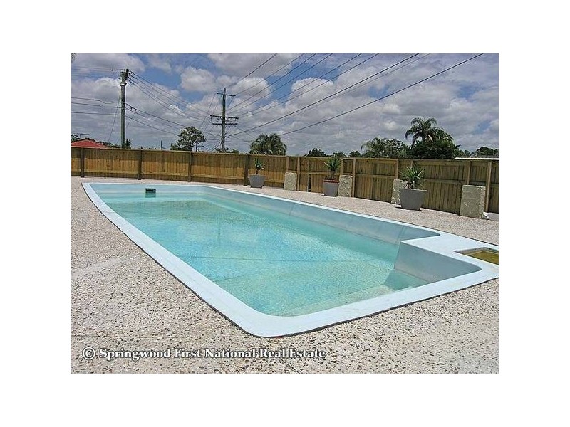 25 Jardine Drive, Springwood QLD 4127