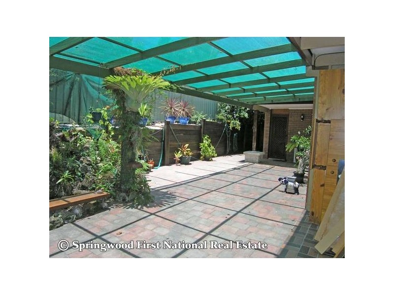 19 Edgehill Crescent, Springwood QLD 4127