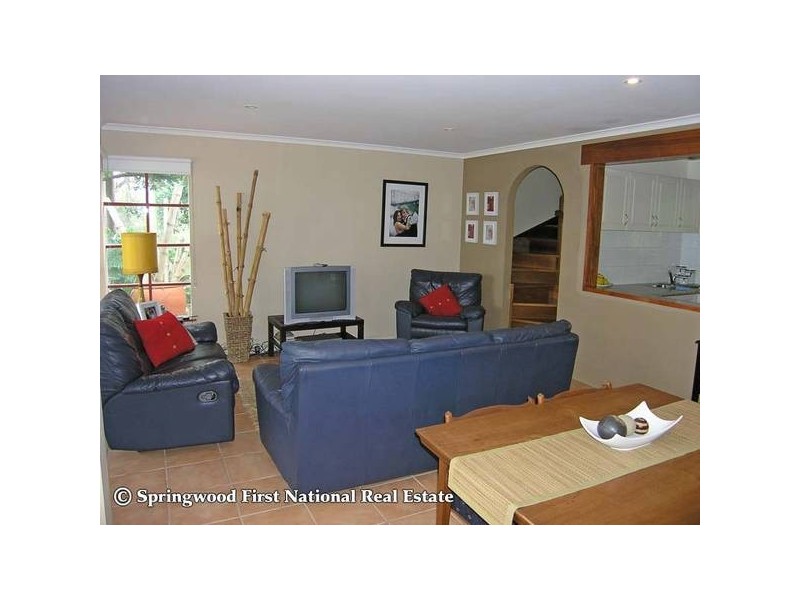 2/405 Springwood Road, Springwood QLD 4127