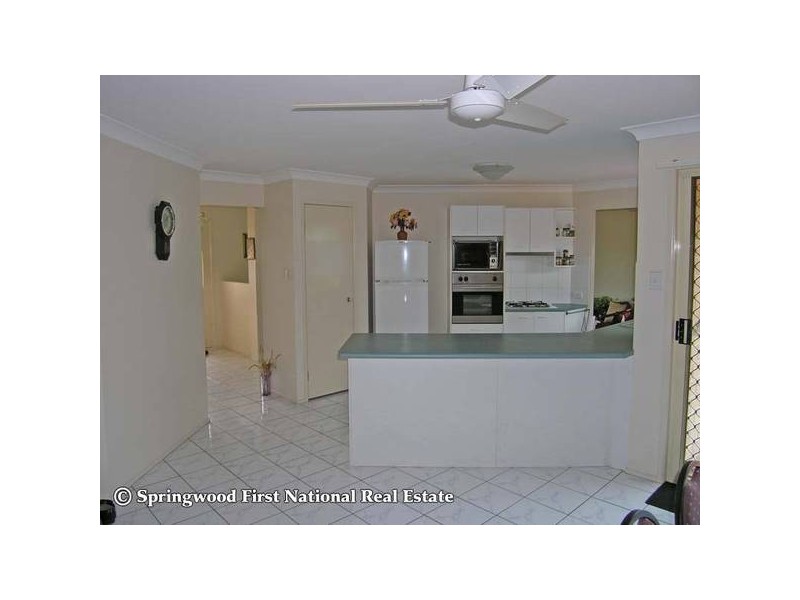 11 Lakes Entrance, Meadowbrook QLD 4131