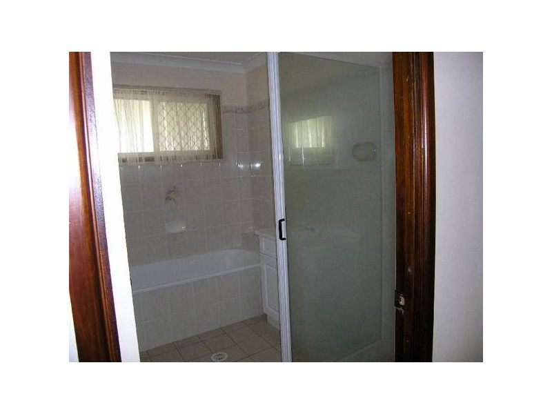 4A Oricon Court, Springwood QLD 4127