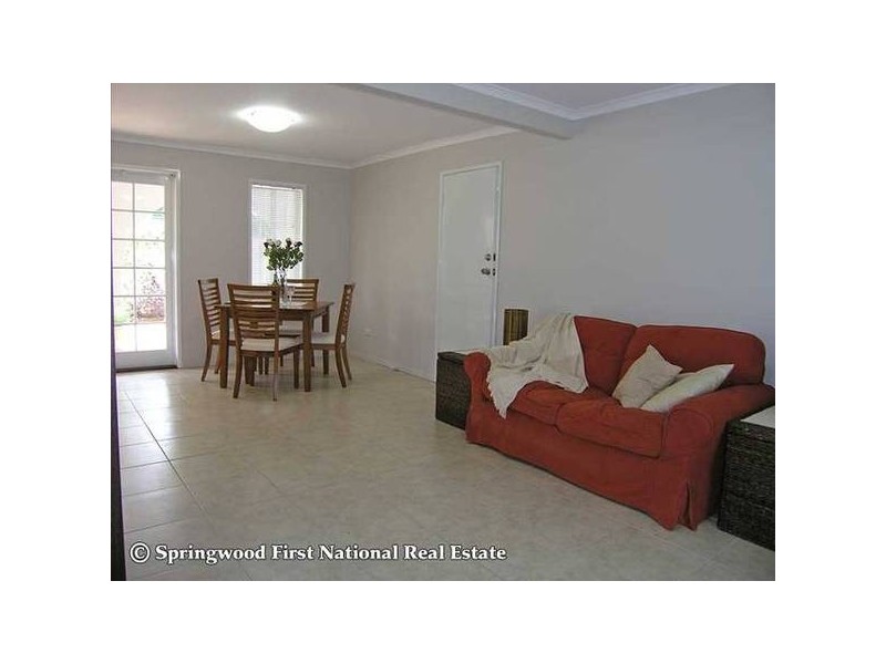 2 Hillside Drive, Daisy Hill QLD 4127