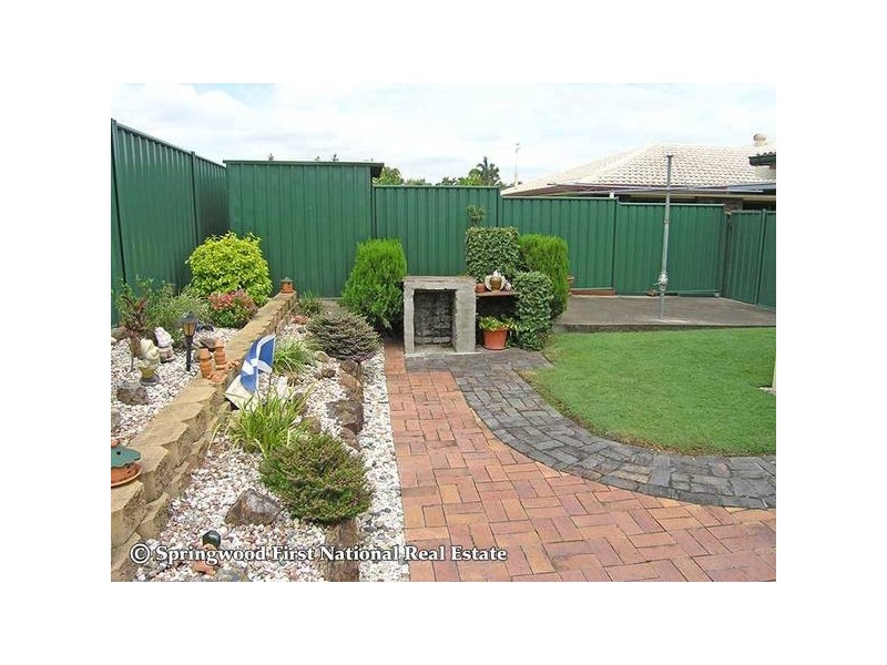 5 Achilles Drive, Springwood QLD 4127