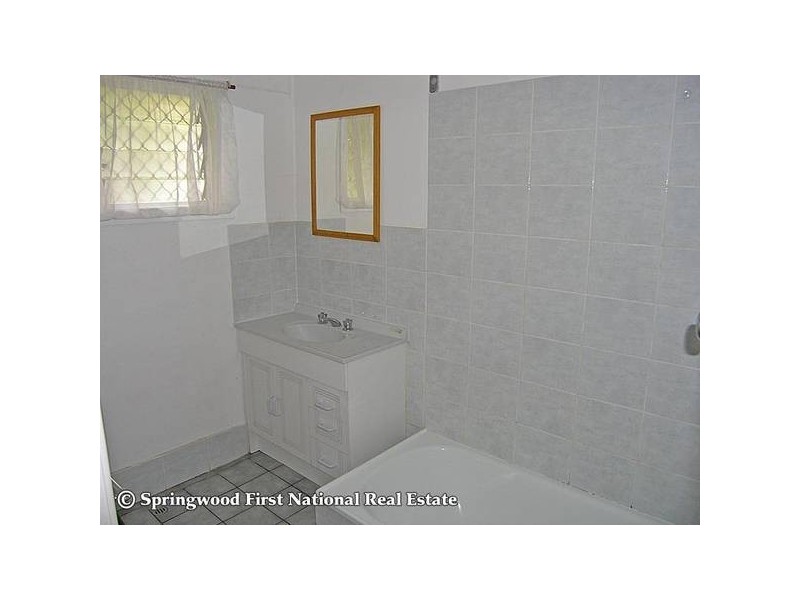 11 Schodel, Woodridge QLD 4114