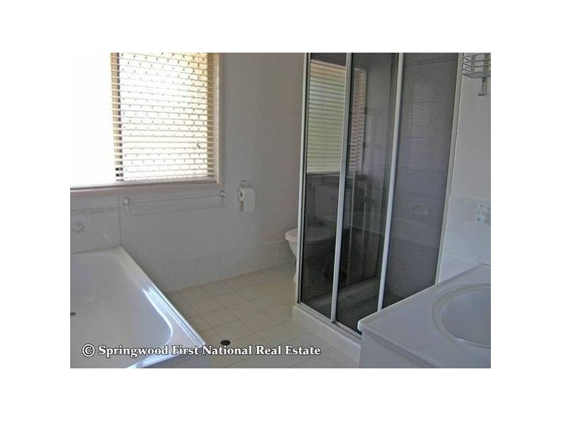 1 Paraburdoo Crescent, Shailer Park QLD 4128