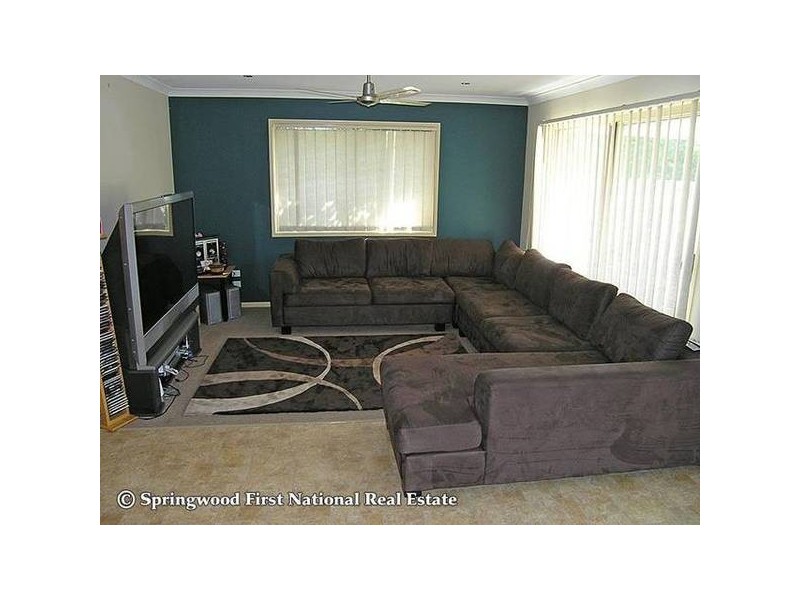 15 Ngungun Close, Loganholme QLD 4129