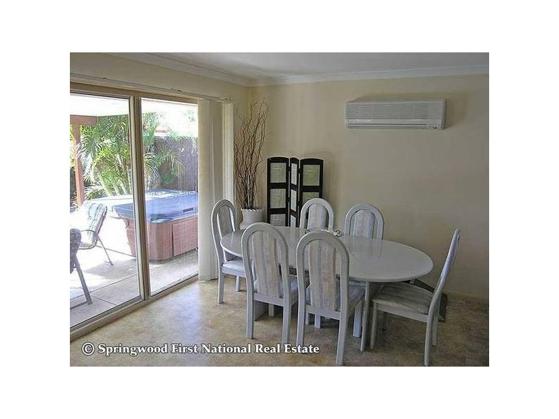 15 Ngungun Close, Loganholme QLD 4129