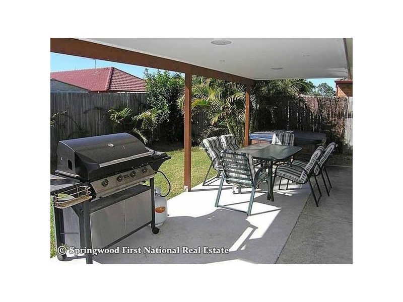 15 Ngungun Close, Loganholme QLD 4129