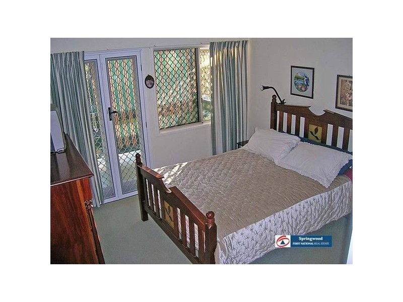 153 Springwood Road, Springwood QLD 4127