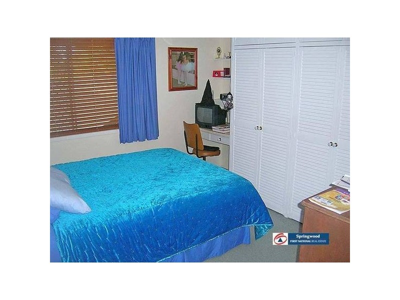 153 Springwood Road, Springwood QLD 4127