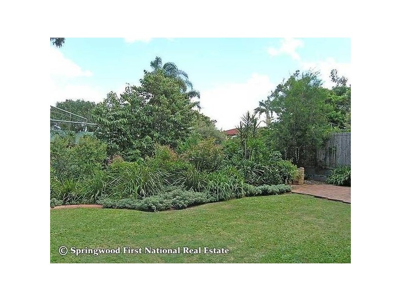 153 Springwood Road, Springwood QLD 4127