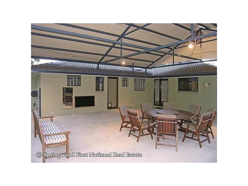 8 Hester Street, Shailer Park QLD 4128