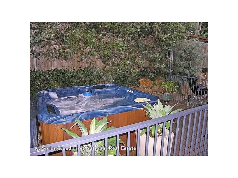 8 Hester Street, Shailer Park QLD 4128
