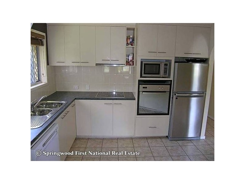 41 Magellan Road, Springwood QLD 4127