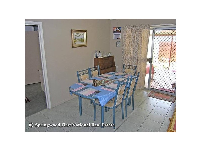 8 Walbrook Avenue, Springwood QLD 4127