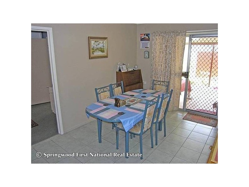 8 Walbrook Avenue, Springwood QLD 4127