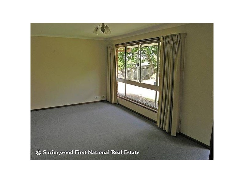 15 Jamie Grove, Springwood QLD 4127