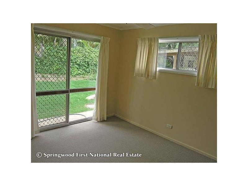 6 Desiree Court, Springwood QLD 4127