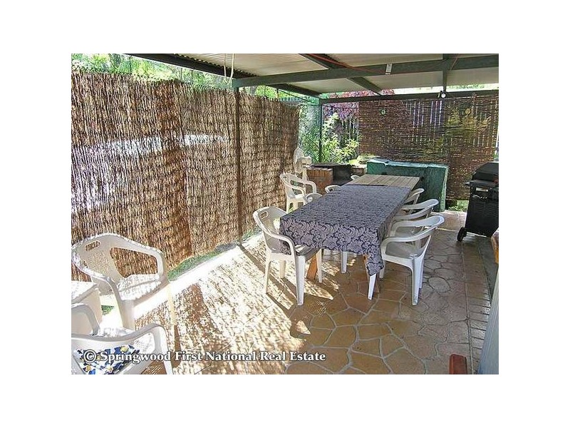 18 Jamberoo Street, Springwood QLD 4127