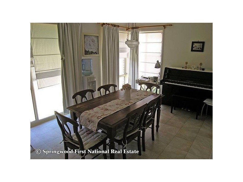 10 Wood Close, Loganholme QLD 4129