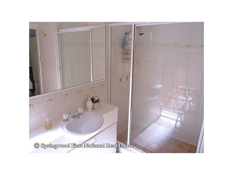 10 Wood Close, Loganholme QLD 4129