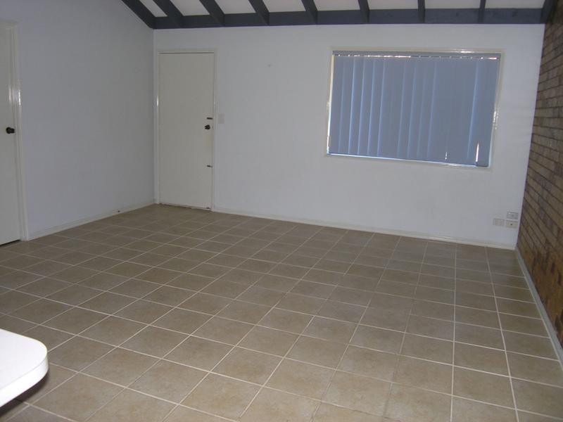 28/129 North Road, Woodridge QLD 4114