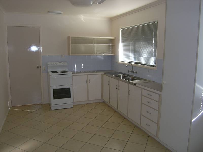 16 Carribean Drive, Slacks Creek QLD 4127