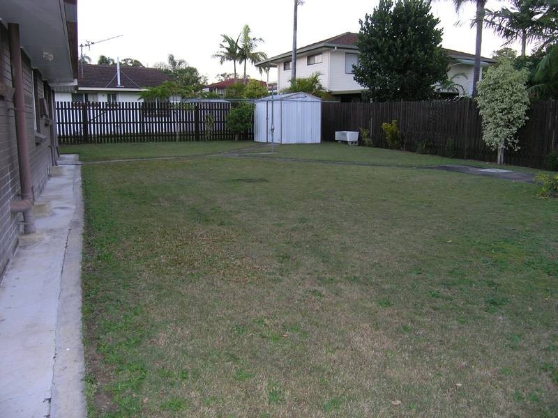 16 Carribean Drive, Slacks Creek QLD 4127