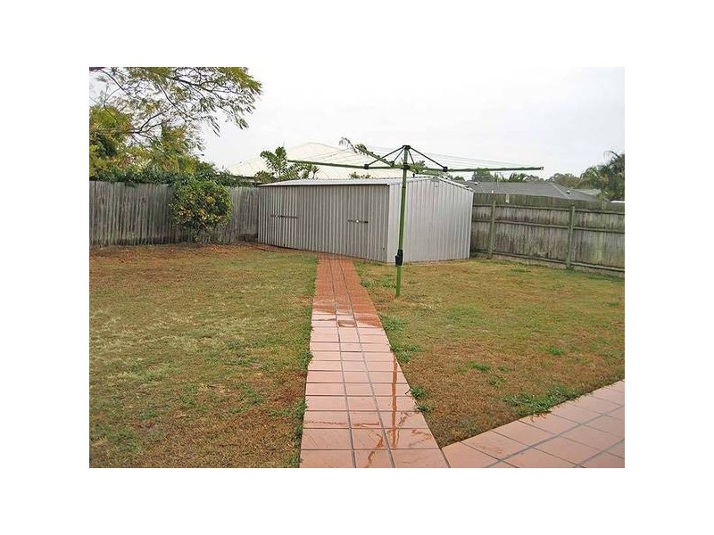 11 Meiland Place, Meadowbrook QLD 4131