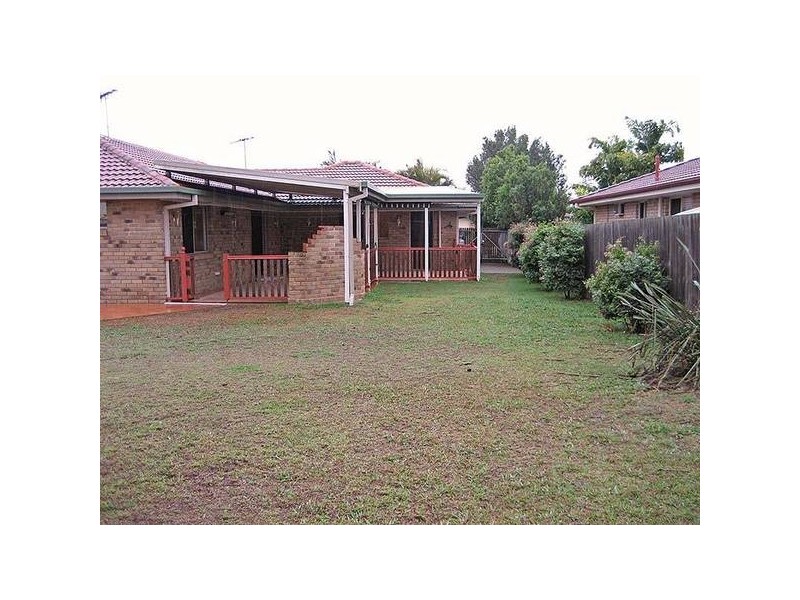 11 Meiland Place, Meadowbrook QLD 4131