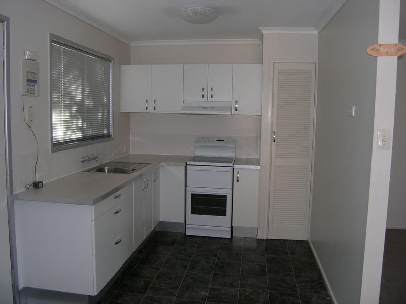 8 Aldrin Street, Slacks Creek QLD 4127