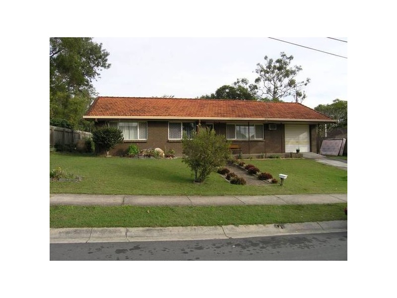11 Shortland Street, Springwood QLD 4127