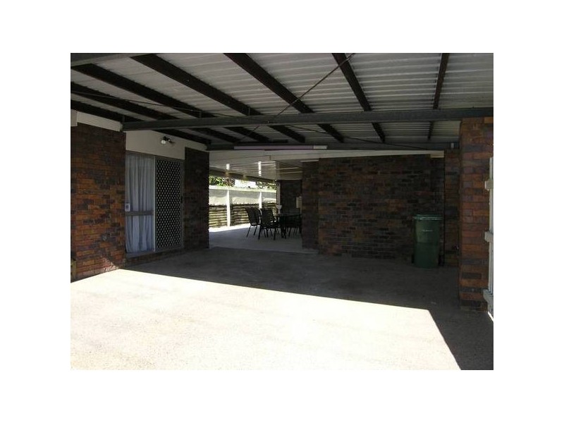 21 Edgehill Crescent, Springwood QLD 4127