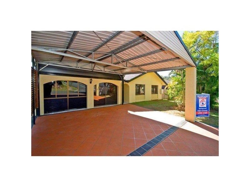 8 Belinda Crescent, Springwood QLD 4127
