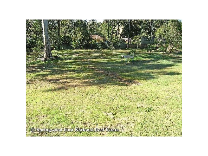 18 Tingi Avenue, Tanah Merah QLD 4128
