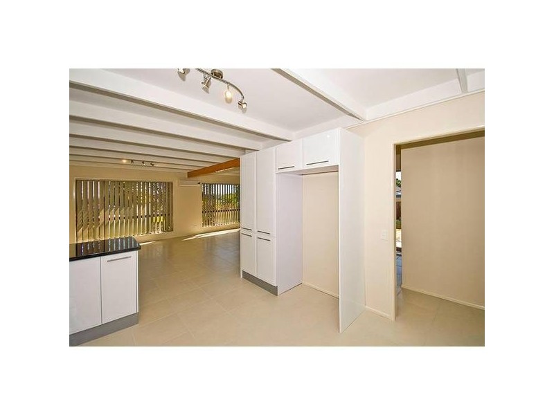 42 Belinda Crescent, Springwood QLD 4127