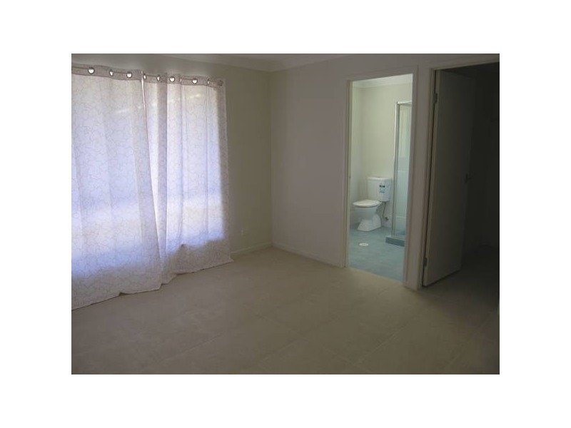 112B Ewing Road, Woodridge QLD 4114