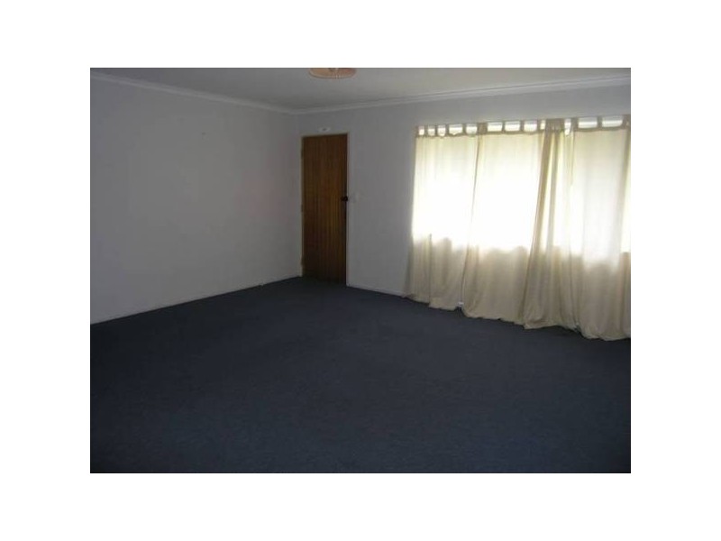 12 Windsor Street, Kingston QLD 4114