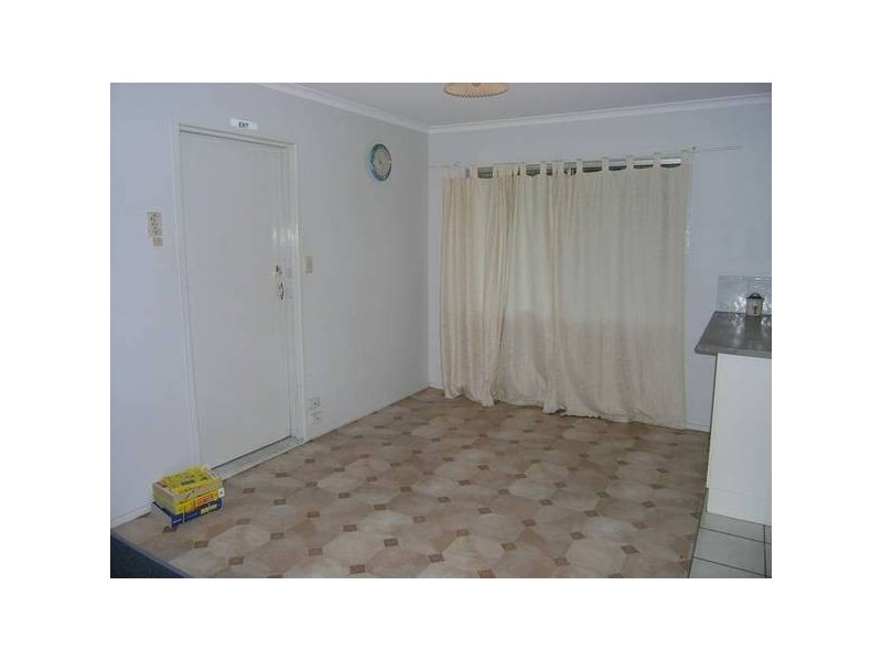 12 Windsor Street, Kingston QLD 4114