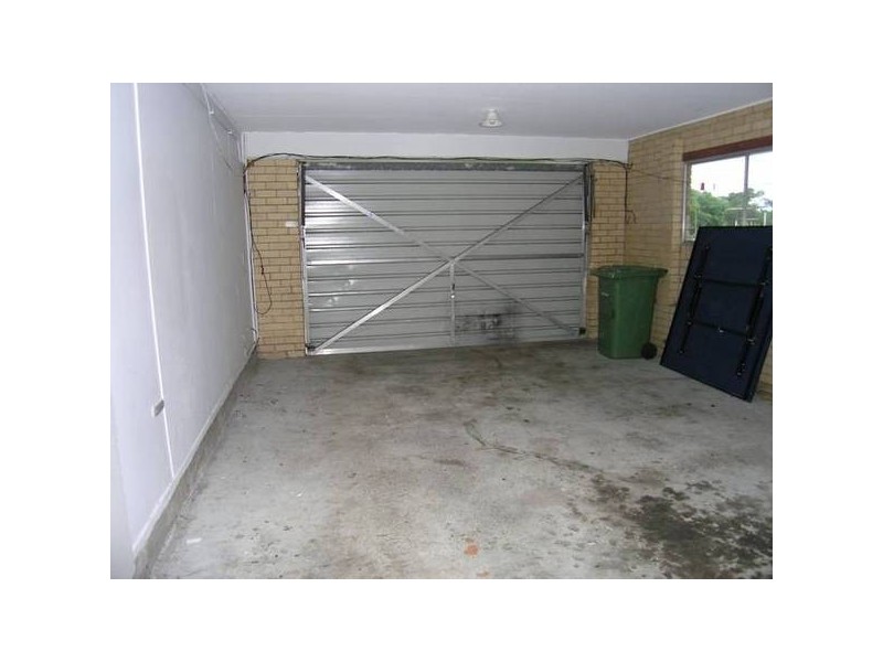 12 Windsor Street, Kingston QLD 4114