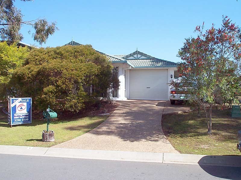 6 Lyrebird Street, Loganlea QLD 4131