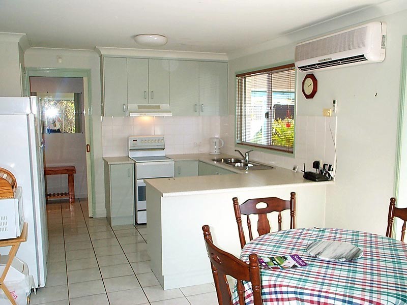 6 Lyrebird Street, Loganlea QLD 4131