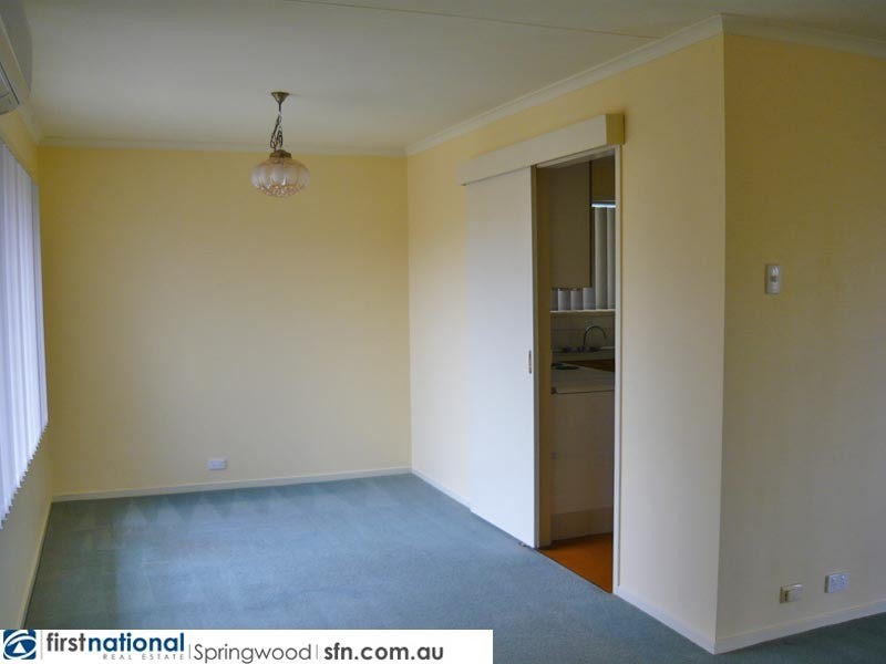 76 Chatswood Road, Springwood QLD 4127